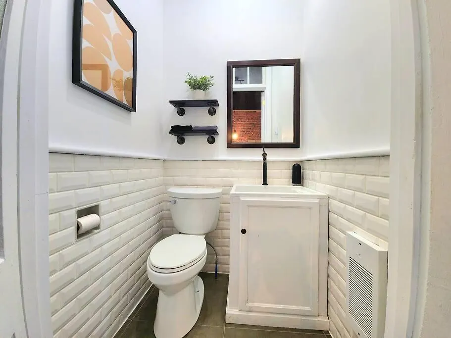 Loft Style Industriel-Centre-Ville+Parking Gratuit Quebec City