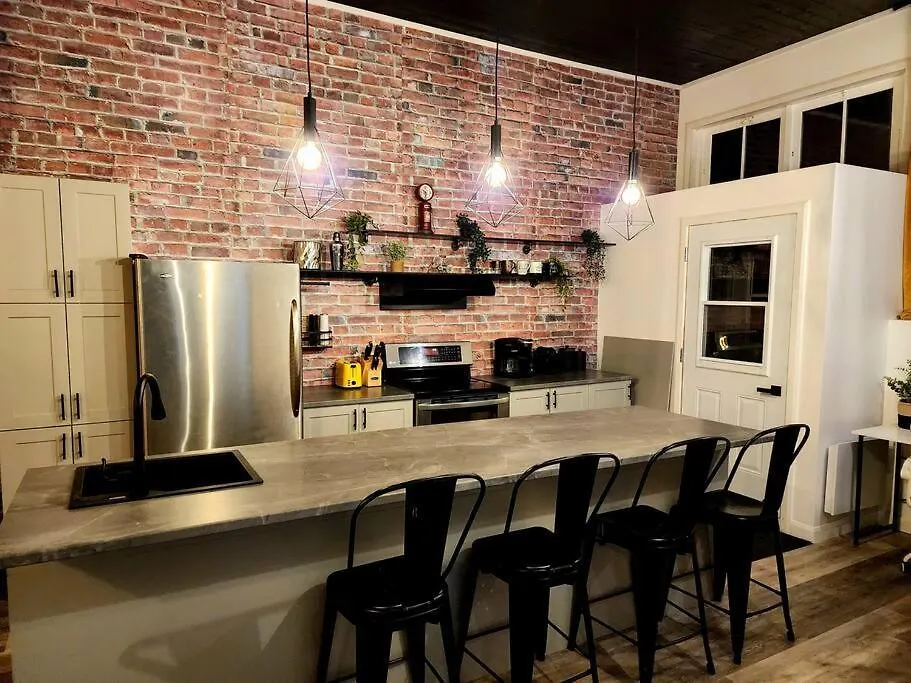 Apartment Loft Style Industriel-Centre-Ville+Parking Gratuit Quebec City