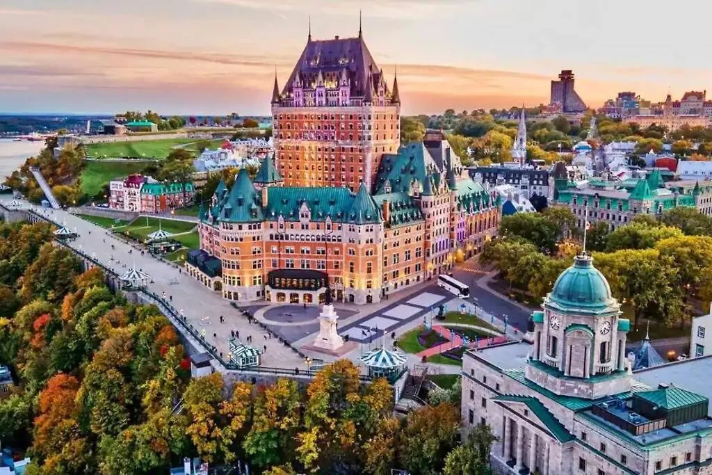Apartment Loft Style Industriel-Centre-Ville+Parking Gratuit Quebec City Canada
